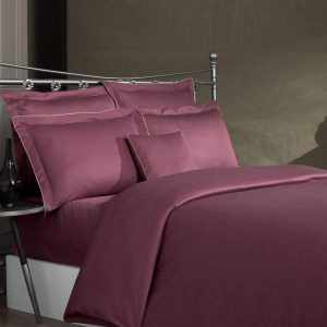 Бордовое постельное белье